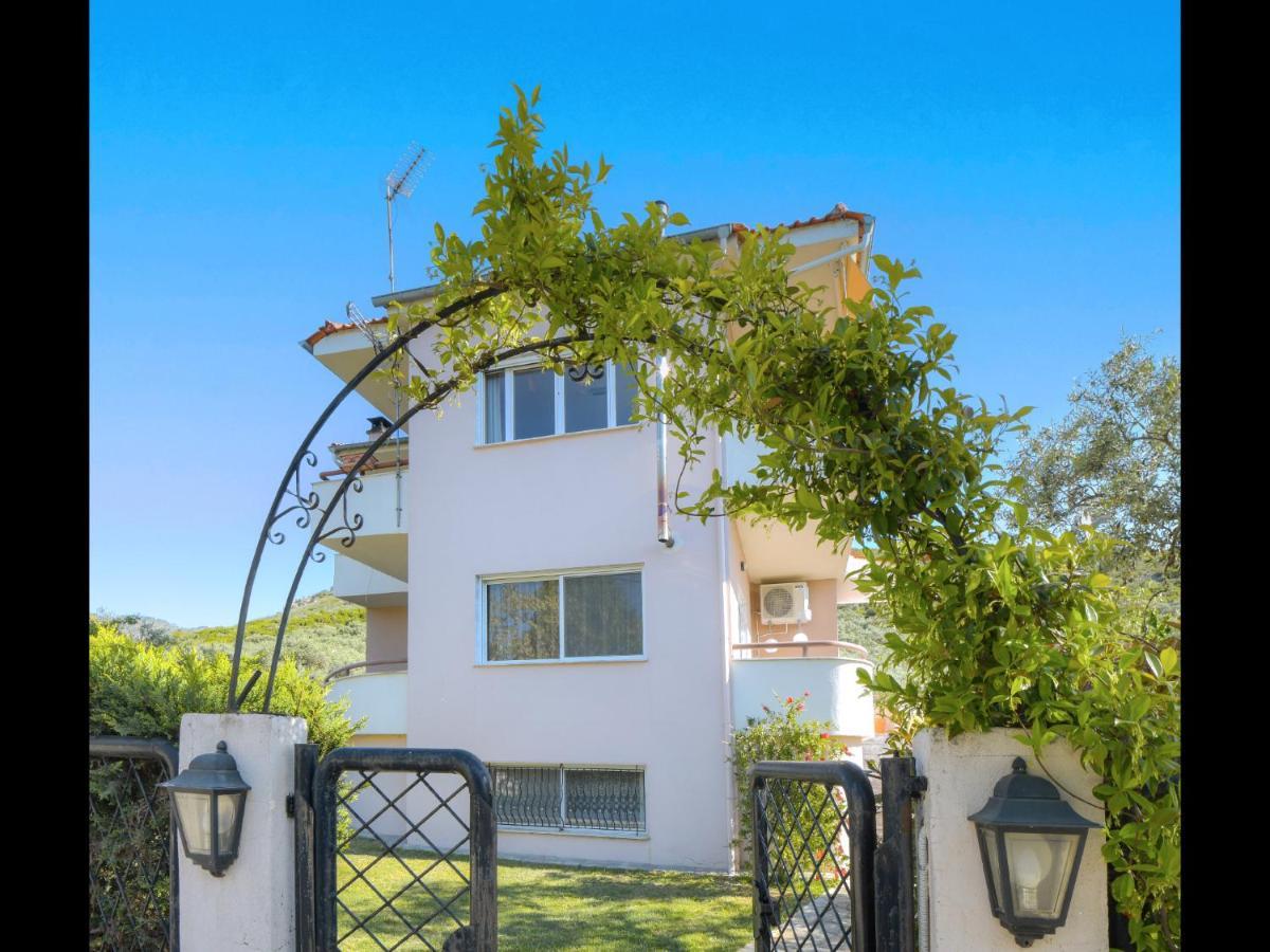 Omalia Apartment Prinos  Exterior photo
